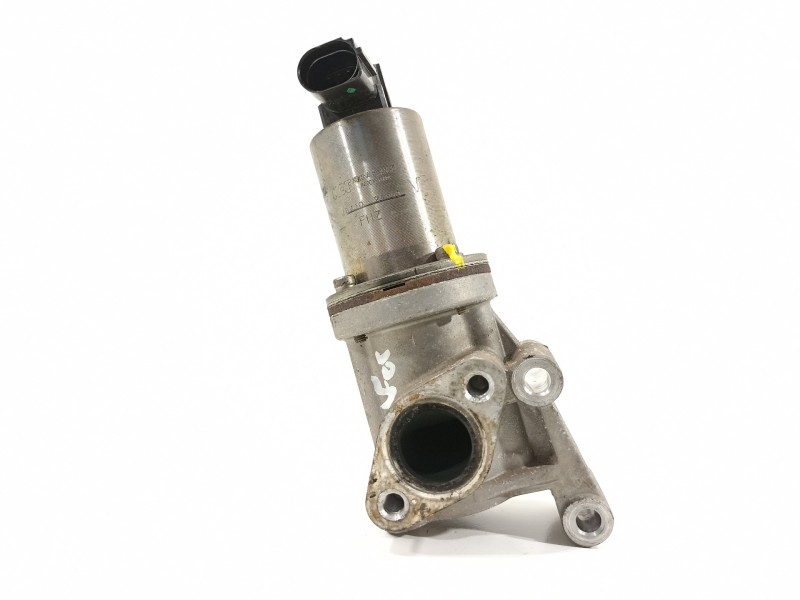 Recambio de valvula egr para hyundai i30 classic gl referencia OEM IAM 284102A300  