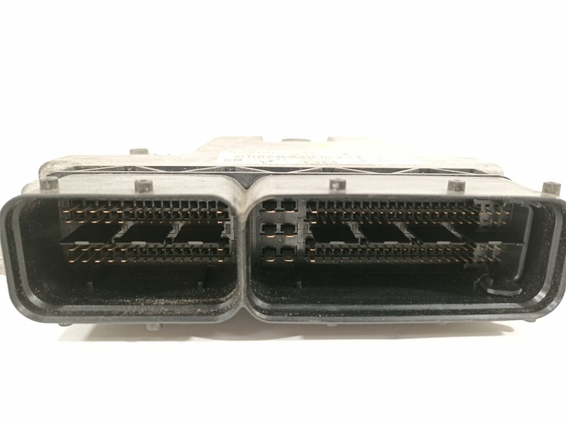 Recambio de centralita motor uce para opel astra h ber. cosmo referencia OEM IAM 55560810  