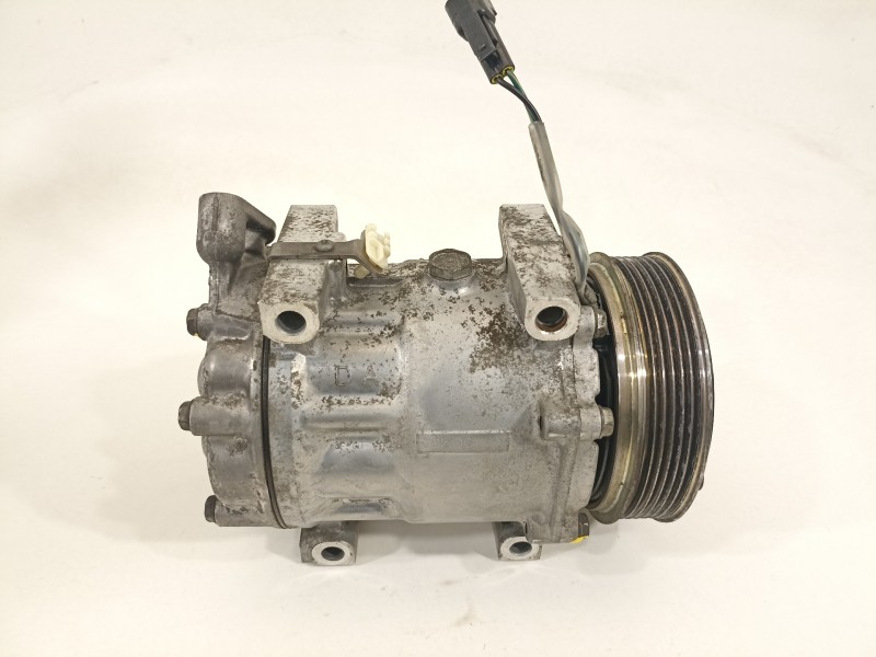 Recambio de compresor aire acondicionado para ford focus berlina (cap) ambiente (d) referencia OEM IAM 3M5H19D629SB  