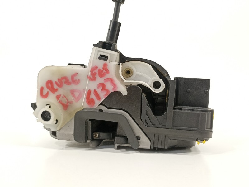 Recambio de cerradura puerta delantera derecha para chevrolet cruze lt referencia OEM IAM 13503150  
