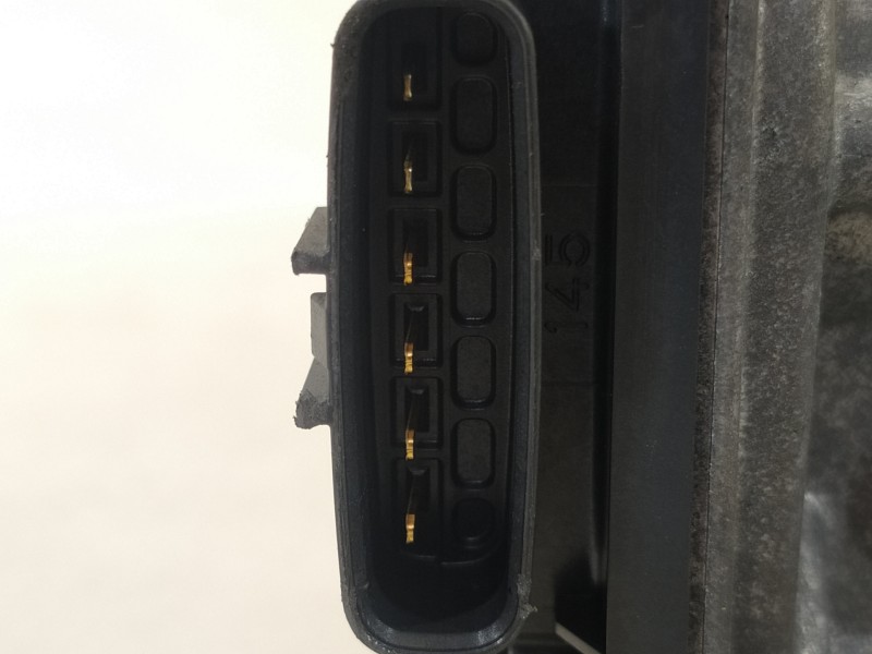 Recambio de caja mariposa para toyota auris active referencia OEM IAM 220300T050  