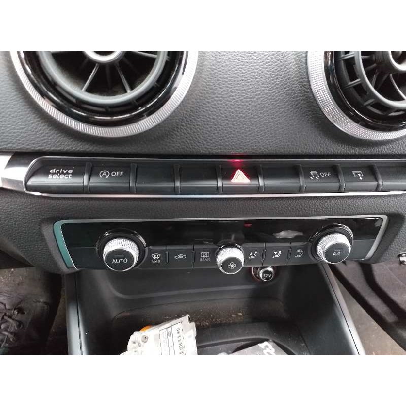 Recambio de mando multifuncion para audi a3 sportback (8va) attraction referencia OEM IAM 5JT10020816  