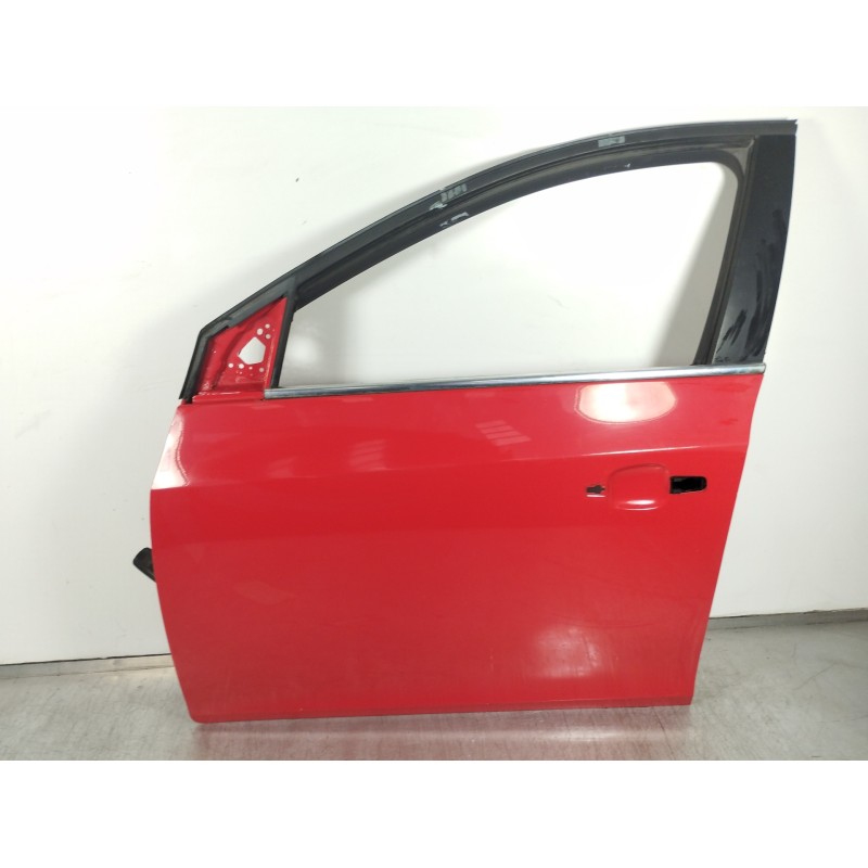 Recambio de puerta delantera izquierda para chevrolet cruze lt referencia OEM IAM 95987757  