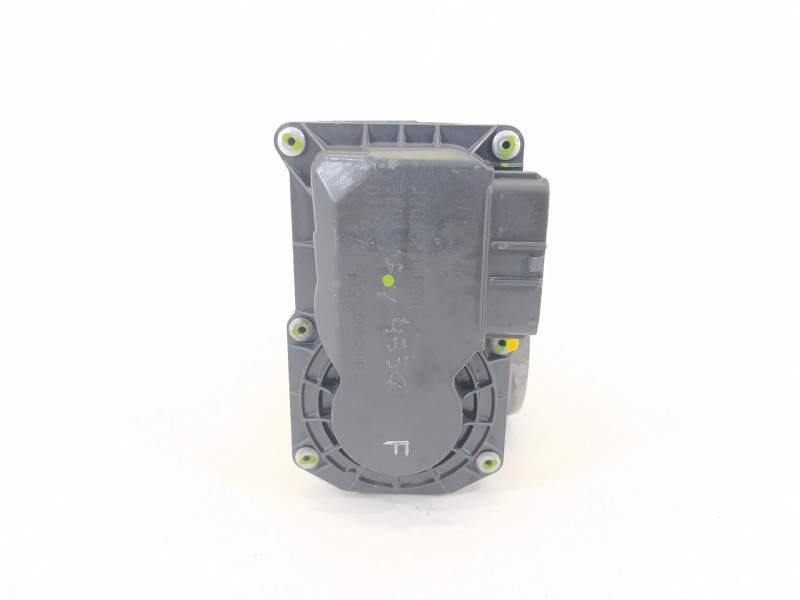 Recambio de caja mariposa para toyota auris active referencia OEM IAM 220300T050  