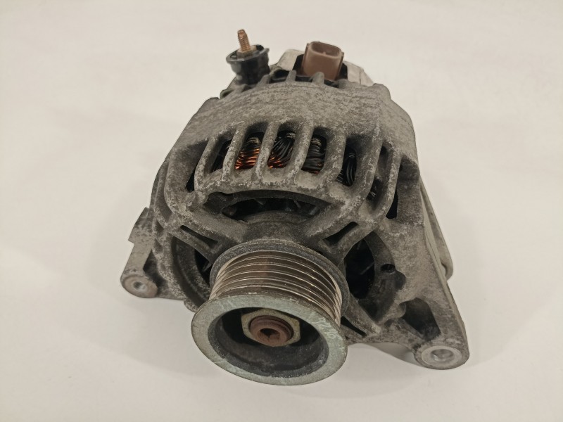 Recambio de alternador para toyota corolla verso (r1) 1.8 luna referencia OEM IAM 270600D160  