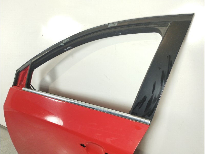 Recambio de puerta delantera izquierda para chevrolet cruze lt referencia OEM IAM 95987757  