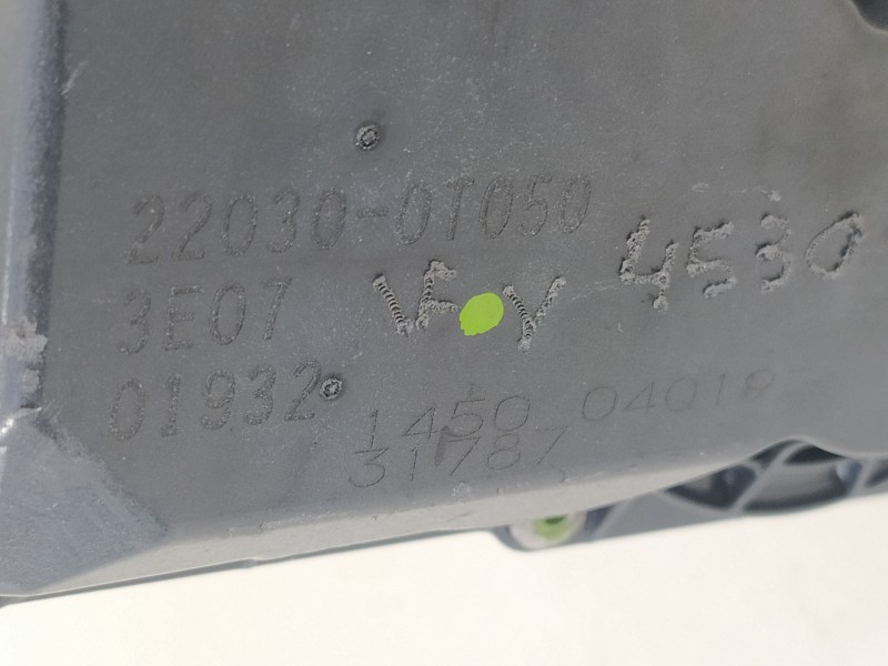 Recambio de caja mariposa para toyota auris active referencia OEM IAM 220300T050  