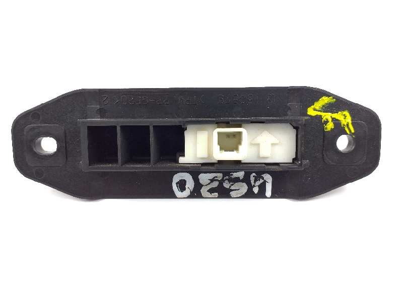 Recambio de maneta exterior porton para toyota auris active referencia OEM IAM 6943002030  