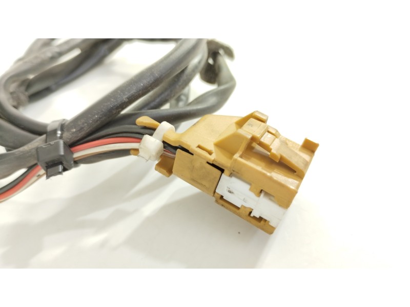 Recambio de retrovisor derecho para audi a4 berlina (8e) 1.9 tdi (96kw) referencia OEM IAM   