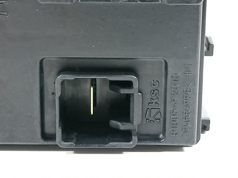 Recambio de caja reles / fusibles para kia ceed business referencia OEM IAM 91959J1010  