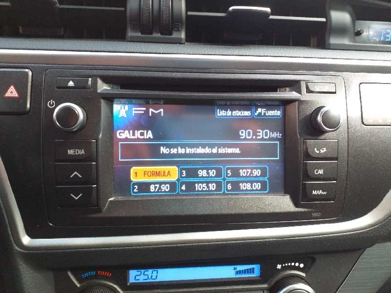 Recambio de sistema navegacion gps para toyota auris active referencia OEM IAM 8614002010  
