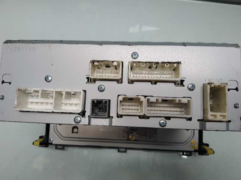 Recambio de sistema navegacion gps para toyota auris active referencia OEM IAM 8614002010  