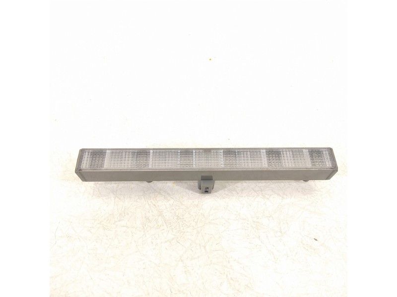 Recambio de luz central de freno para toyota auris active referencia OEM IAM 8157005100  
