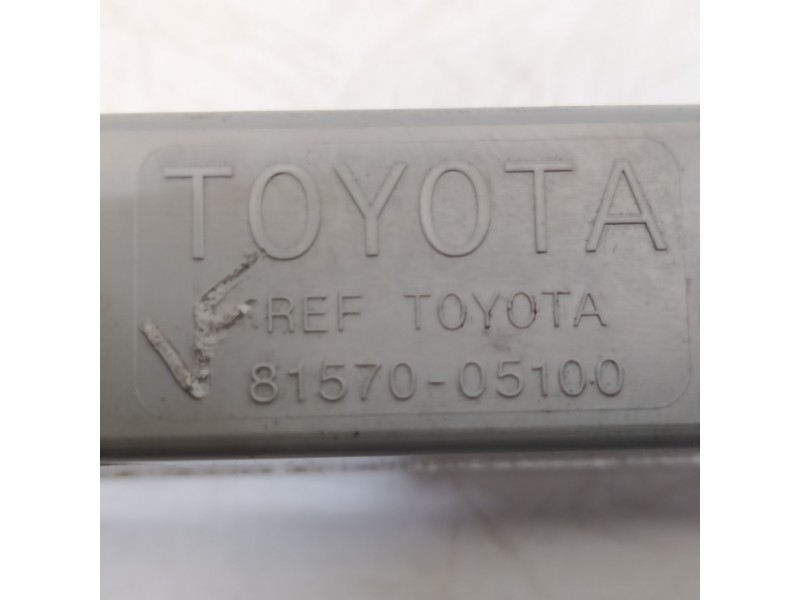 Recambio de luz central de freno para toyota auris active referencia OEM IAM 8157005100  