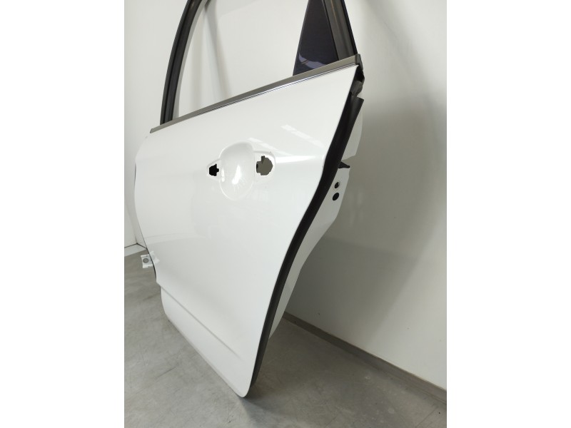 Recambio de puerta trasera izquierda para citroën c4 lim. business referencia OEM IAM   