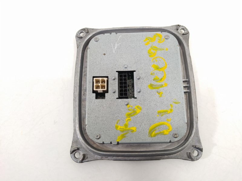 Recambio de centralita faros xenon para peugeot 308 active referencia OEM IAM 130732940300  