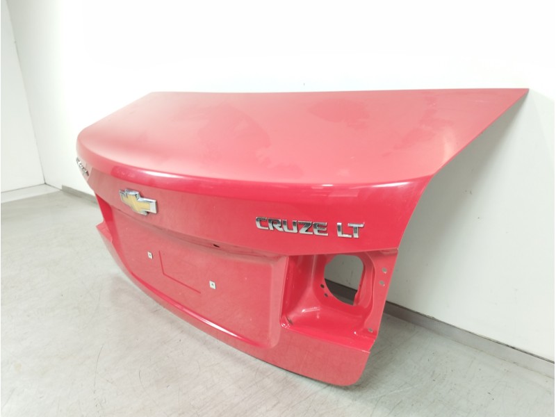 Recambio de tapa maletero para chevrolet cruze lt referencia OEM IAM   