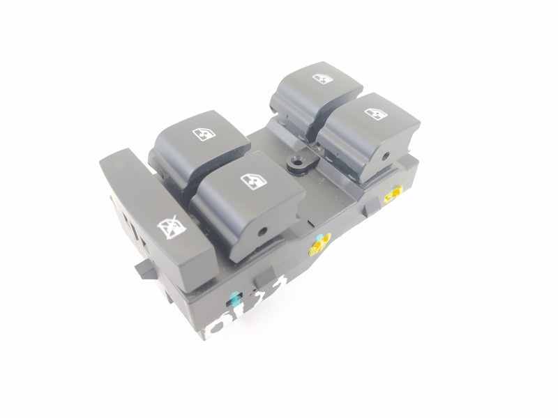 Recambio de mando elevalunas delantero izquierdo para chevrolet cruze lt referencia OEM IAM 13305295  