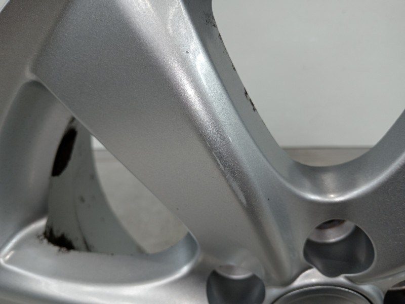 Recambio de llanta para ssangyong korando line 4x2 referencia OEM IAM 41730-34100  