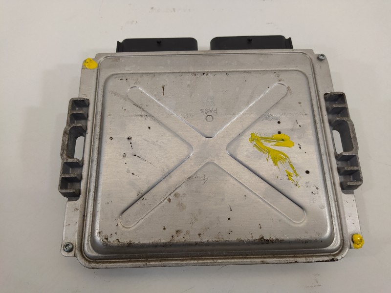 Recambio de centralita motor uce para dacia dokker ambiance referencia OEM IAM 360082G54 591334000 