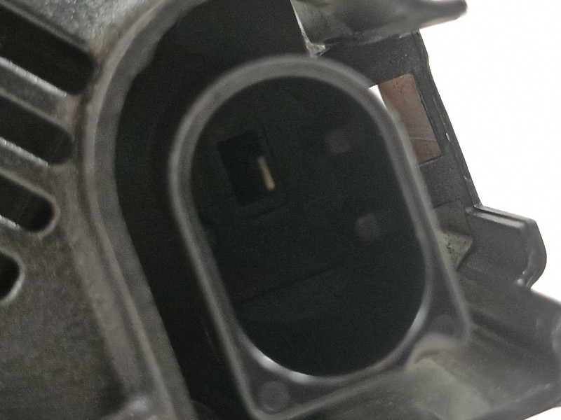 Recambio de alternador para seat toledo (kg3) 1.2 tsi referencia OEM IAM 04E903021N  