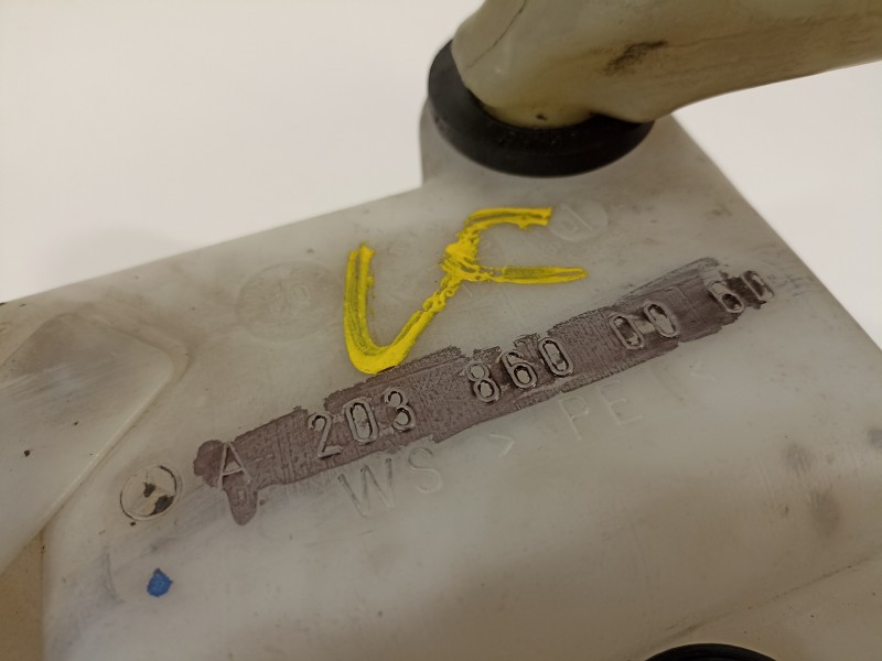 Recambio de deposito limpia para mercedes-benz clase c (w203) berlina 220 cdi (203.006) referencia OEM IAM A2038600060  