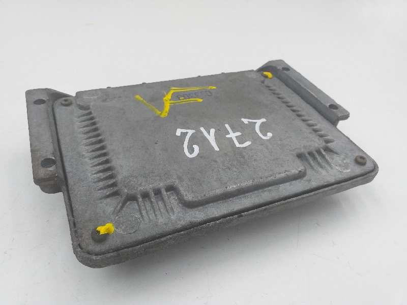 Recambio de centralita motor uce para lancia thesis (115) 2.4 jtd executive referencia OEM IAM 73501142 0281010333 