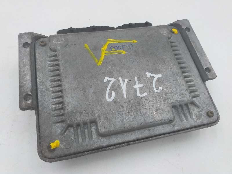 Recambio de centralita motor uce para lancia thesis (115) 2.4 jtd executive referencia OEM IAM 73501142 0281010333 