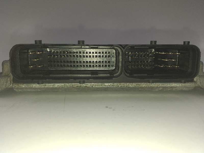 Recambio de centralita motor uce para lancia thesis (115) 2.4 jtd executive referencia OEM IAM 73501142 0281010333 