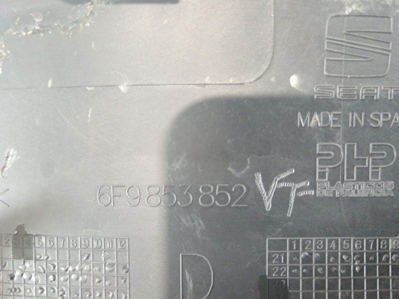 Recambio de faldon lateral para seat arona xperience referencia OEM IAM 6F9853852  