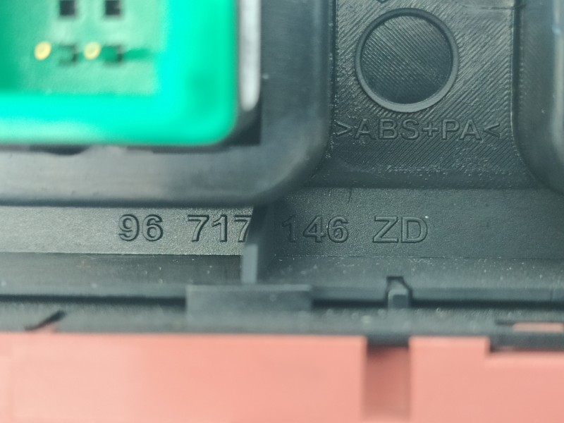 Recambio de mando multifuncion para citroën c4 lim. business referencia OEM IAM 9666882877 96717146ZD 