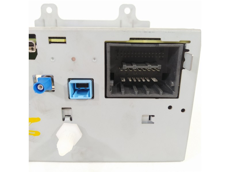 Recambio de sistema navegacion gps para chevrolet cruze lt referencia OEM IAM 13326455 7612004306 344831230