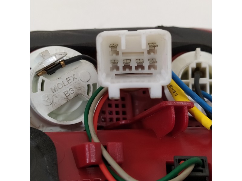 Recambio de piloto trasero derecho para kia cee´d concept referencia OEM IAM 92404  