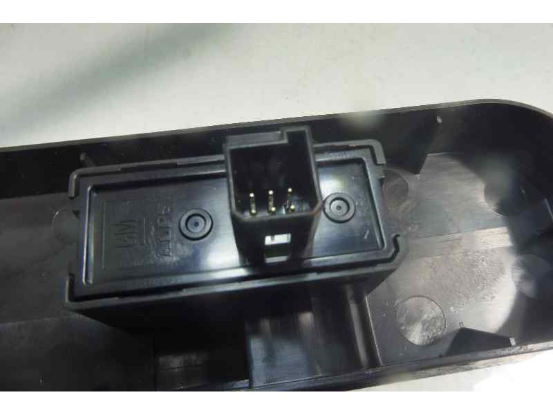 Recambio de mando elevalunas delantero derecho para opel astra gtc cosmo referencia OEM IAM 13228709  