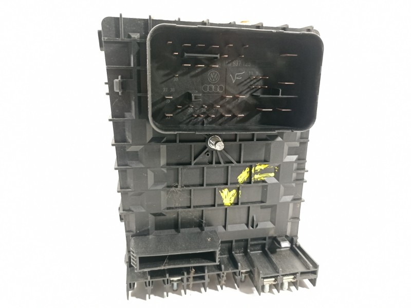 Recambio de caja reles / fusibles para seat altea (5p1) hot referencia OEM IAM 1K0937125  
