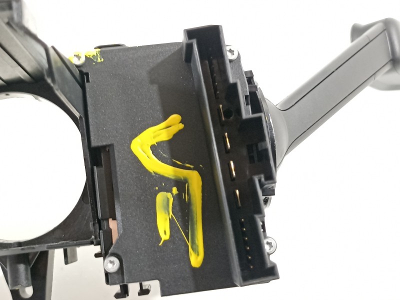 Recambio de mando intermitentes para seat arona xperience referencia OEM IAM 2Q1953507L  