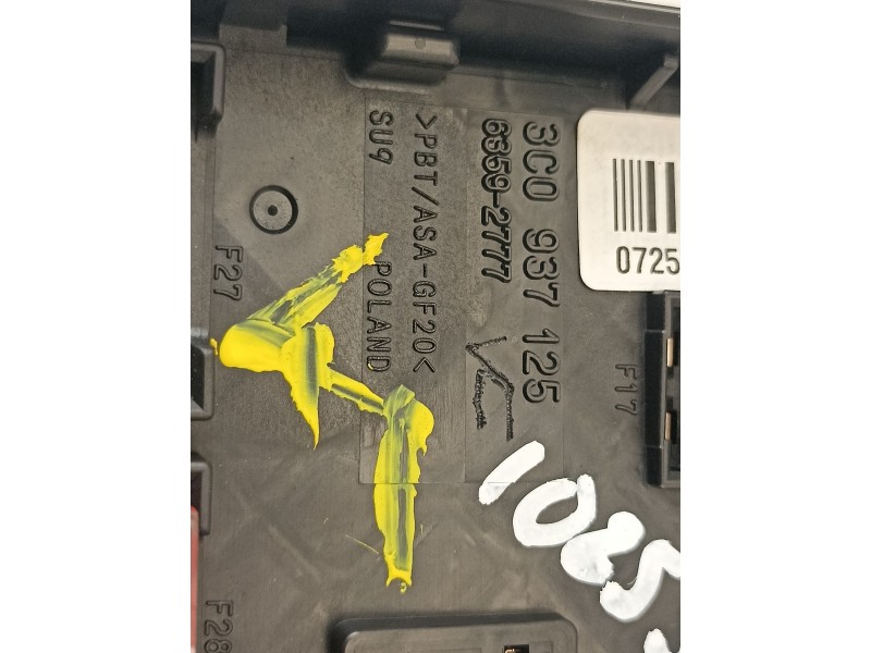 Recambio de caja reles / fusibles para volkswagen passat variant (3c5) highline referencia OEM IAM 3C0937125  