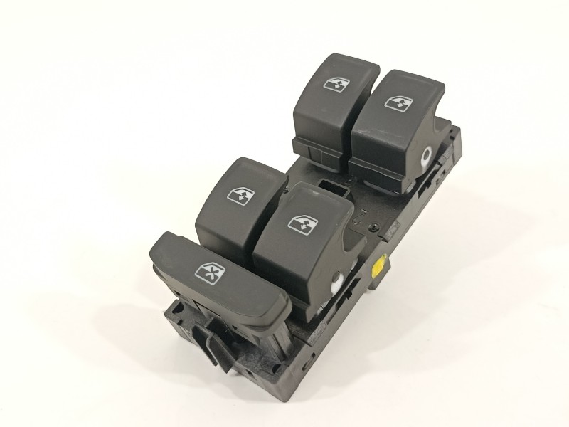 Recambio de mando elevalunas delantero izquierdo para seat arona xperience referencia OEM IAM 5G0959857F  