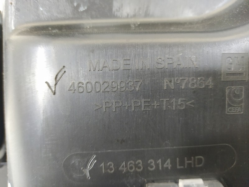 Recambio de guantera para opel crossland x excellence referencia OEM IAM 460029937 13463314 