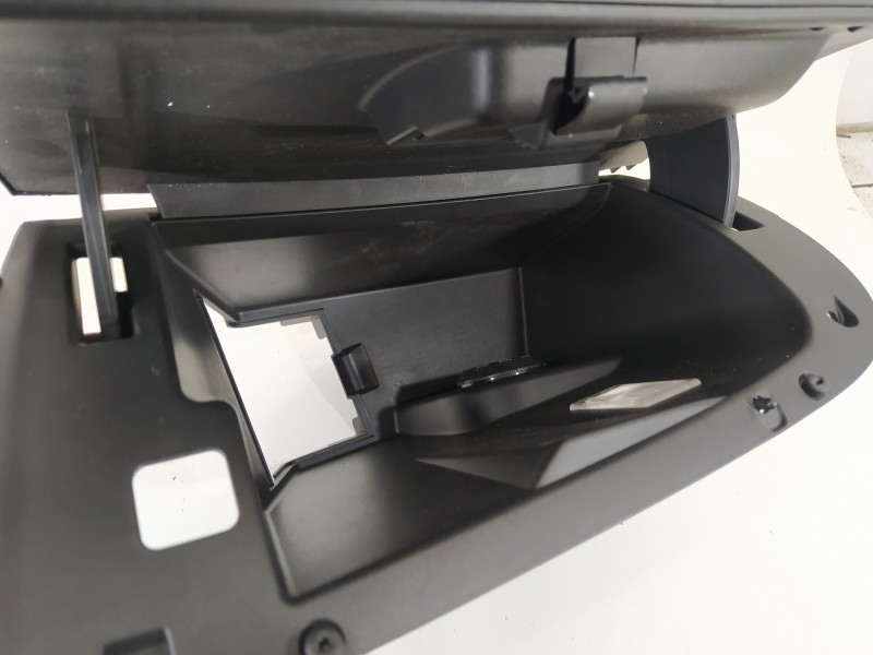 Recambio de guantera para opel crossland x excellence referencia OEM IAM 460029937 13463314 