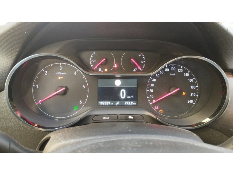 Recambio de cuadro instrumentos para opel crossland x excellence referencia OEM IAM 93488828  