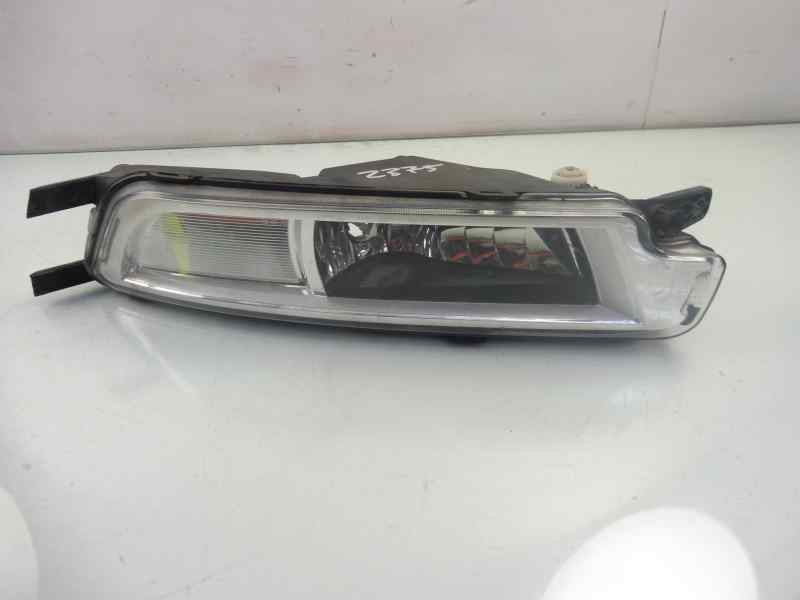 Recambio de faro antiniebla derecho para volkswagen passat lim. (3g2) sport bmt referencia OEM IAM 3G0941662H  