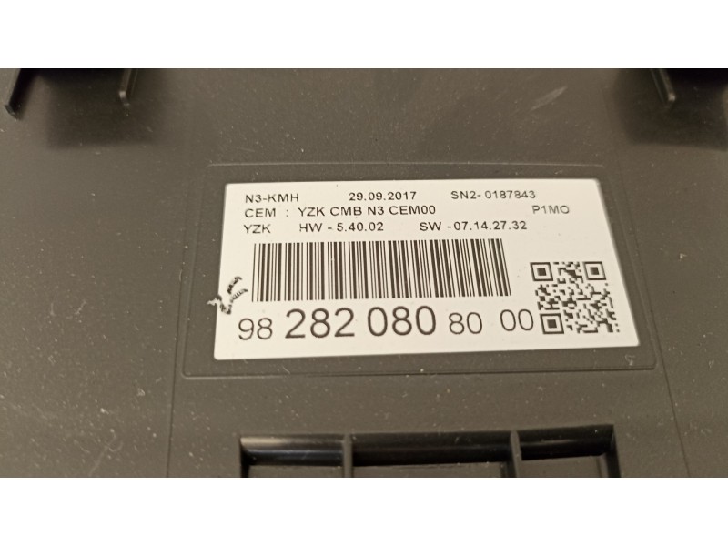 Recambio de cuadro instrumentos para opel crossland x excellence referencia OEM IAM 93488828  