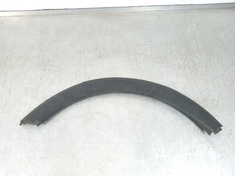 Recambio de aletin trasero izquierdo para opel crossland x excellence referencia OEM IAM 13482349  