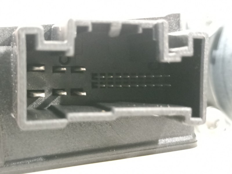 Recambio de elevalunas delantero derecho para seat arona xperience referencia OEM IAM 6F9837462C  