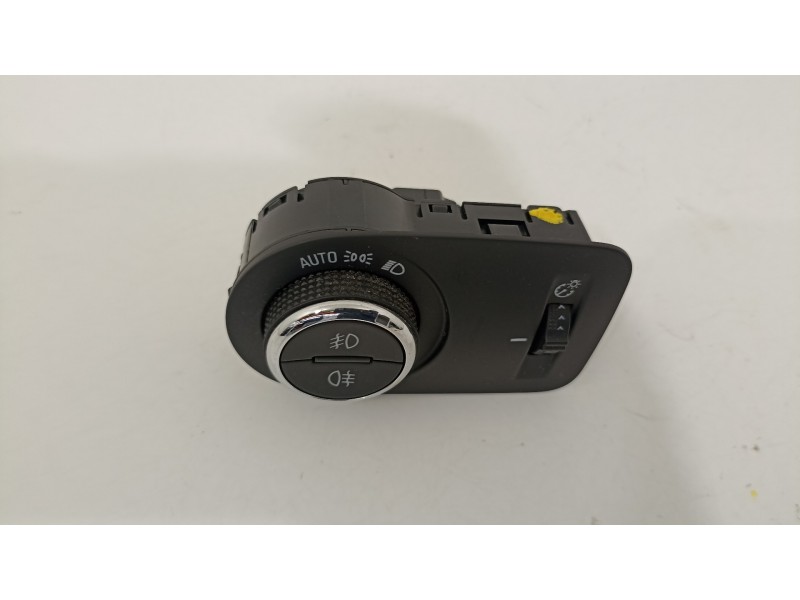 Recambio de mando luces para opel crossland x excellence referencia OEM IAM 39050760  