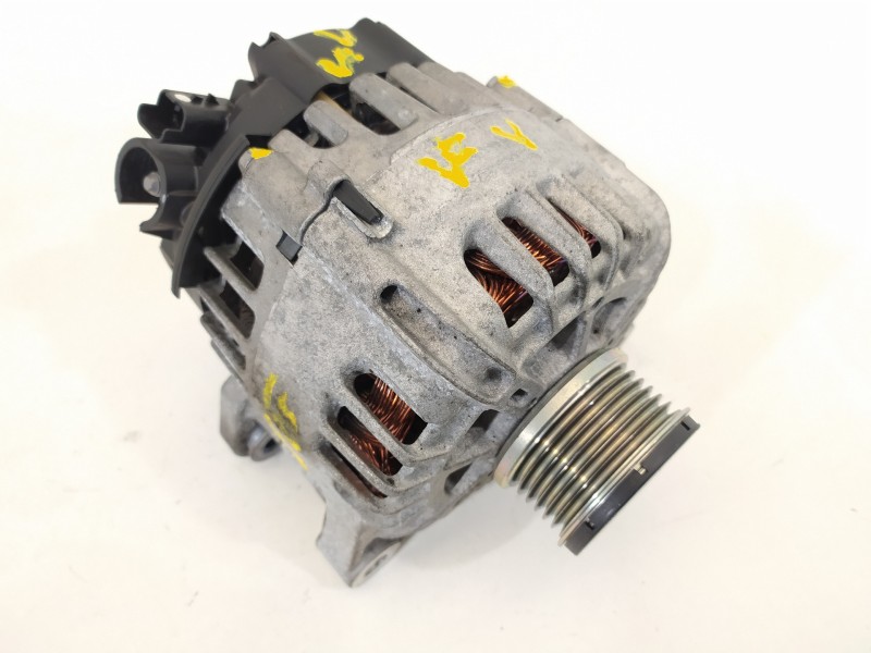 Recambio de alternador para peugeot 2008 (--.2013) allure referencia OEM IAM 9818677980 2713135A TG120261