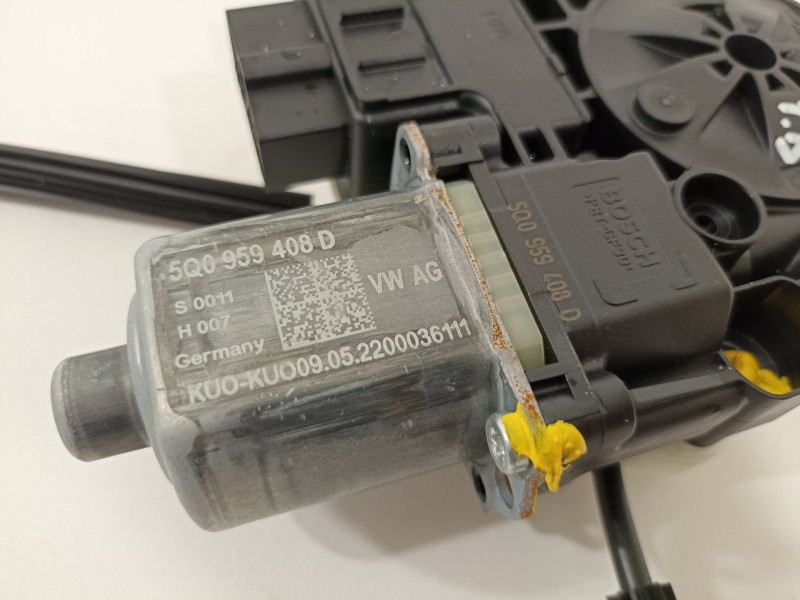 Recambio de elevalunas trasero derecho para seat arona xperience referencia OEM IAM 6F0839462C  