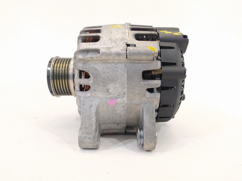 Recambio de alternador para peugeot 2008 (--.2013) allure referencia OEM IAM 9818677980 2713135A TG120261
