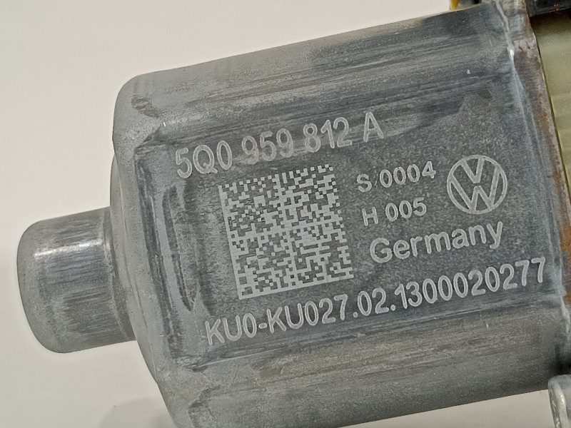 Recambio de motor elevalunas trasero derecho para seat leon (5f1) fr referencia OEM IAM 5Q0959812A  